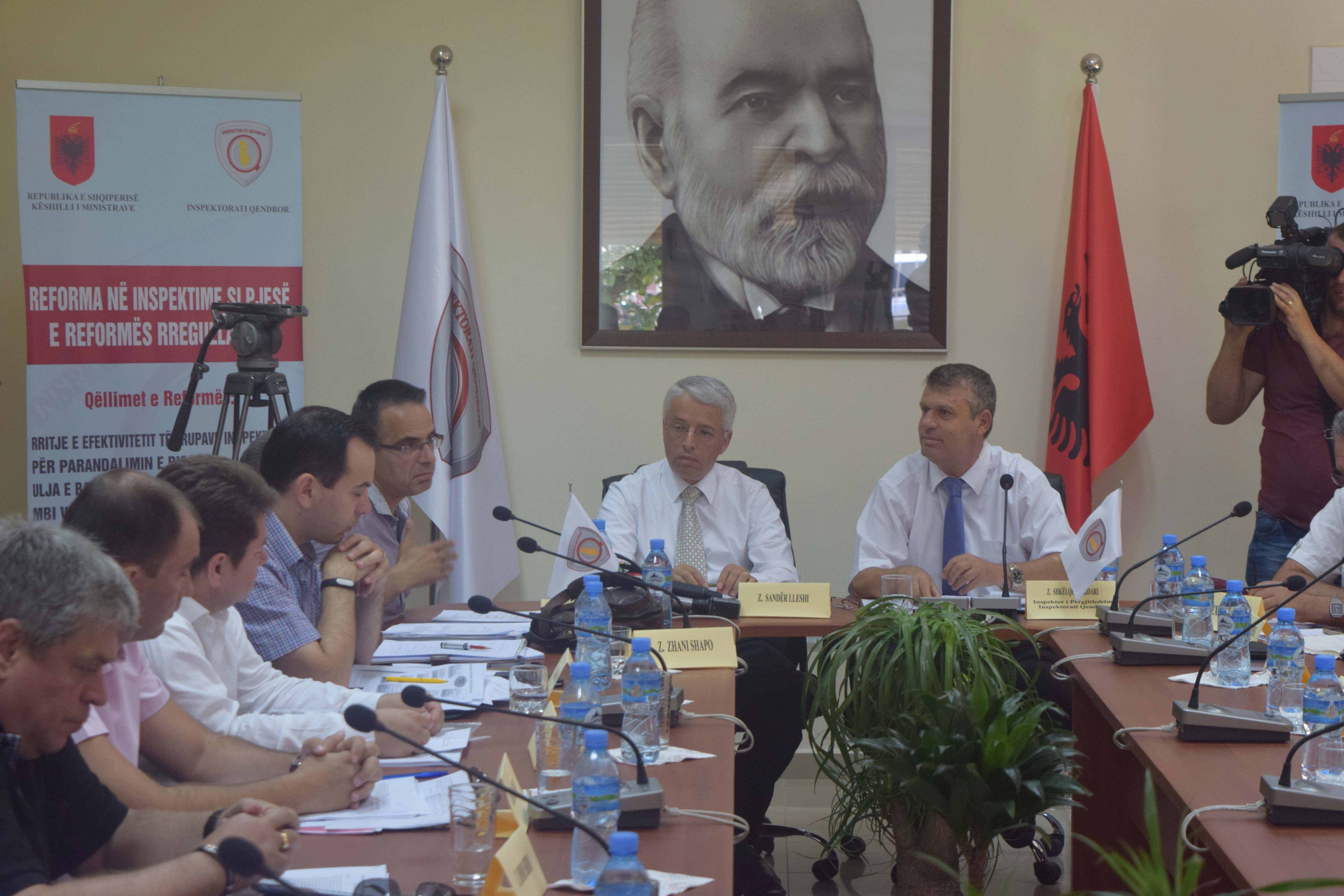 Takim i Inspektorit të Përgjithshëm me Profesor e Ekspertë të shquar të fushave të tyre të ekspertizës