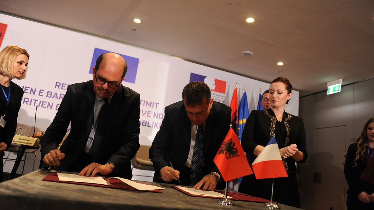 Vizita e Inspektorit të Përgjithshëm të Administratës së Republikës së Francës, Z. Michel Rouzeau, Shefi i IGA, dhe Ceremonia për Nënshrimin e Memorandumit të Mirëkuptimit ndërmjet Inspektoratit Qendror dhe Inspektoratit të Përgjithshëm të Administratës Franceze- IGA